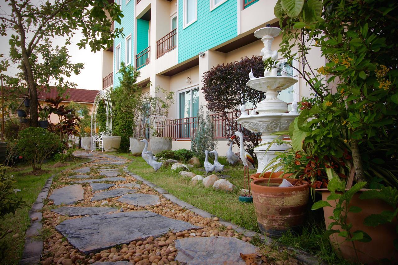 Green Apple Villa Sattahip Εξωτερικό φωτογραφία