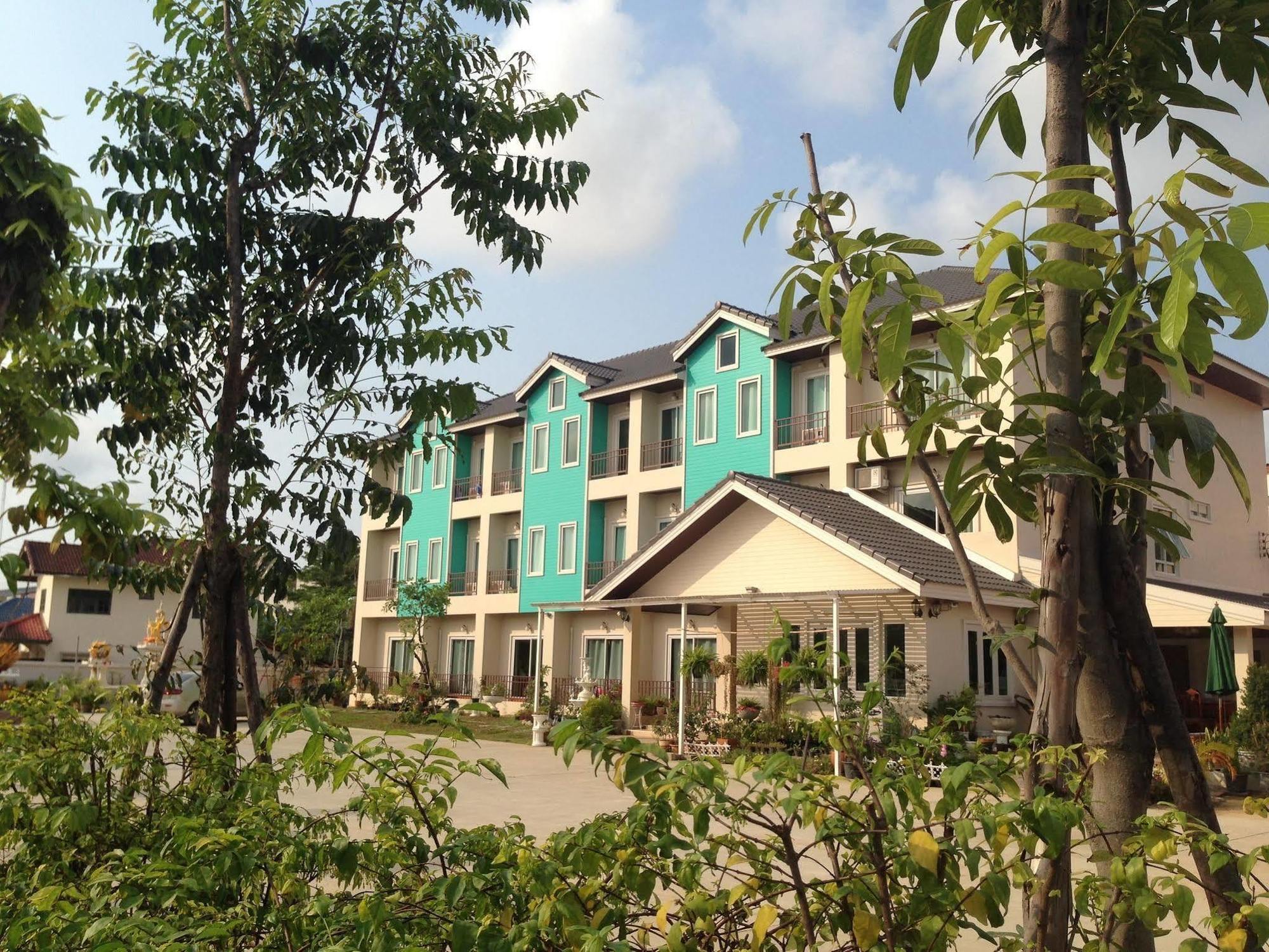 Green Apple Villa Sattahip Εξωτερικό φωτογραφία